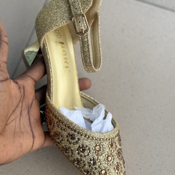 Quality Gold small heel shoes