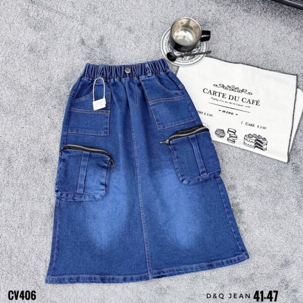 Quality blue cargo skirt