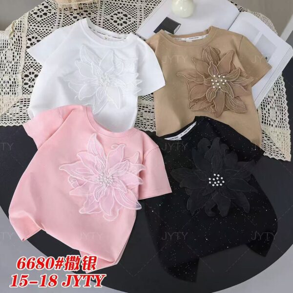 Off White flower top B