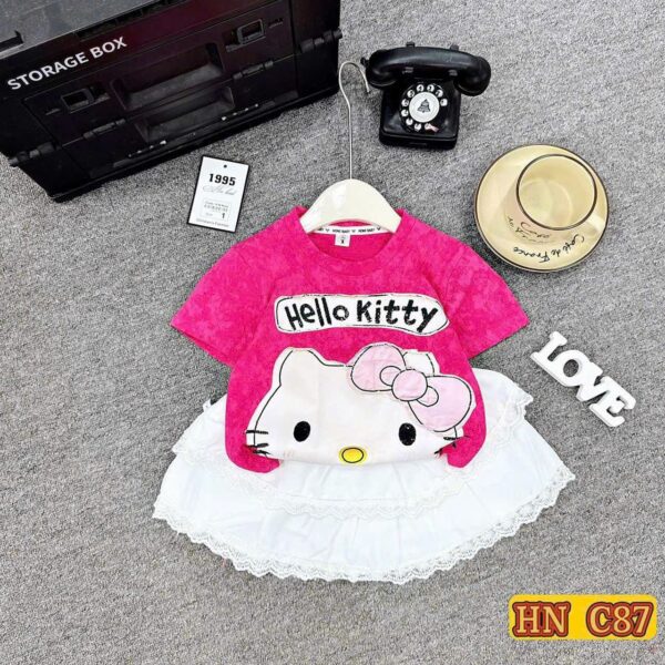 Hello kitty skirt set