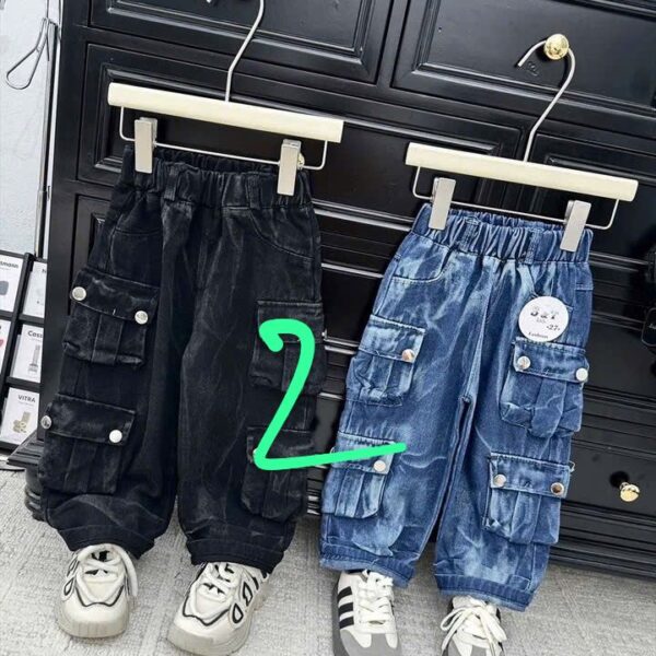 Double pocket black baggy