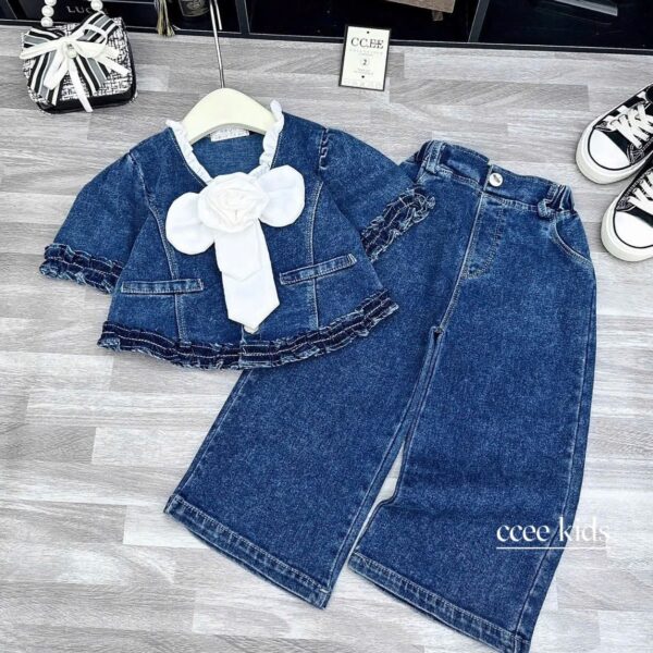 Jean on Jean with white rose tie 3pcs set
