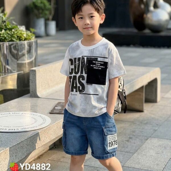 Cute T-shirt and short boy set(white)